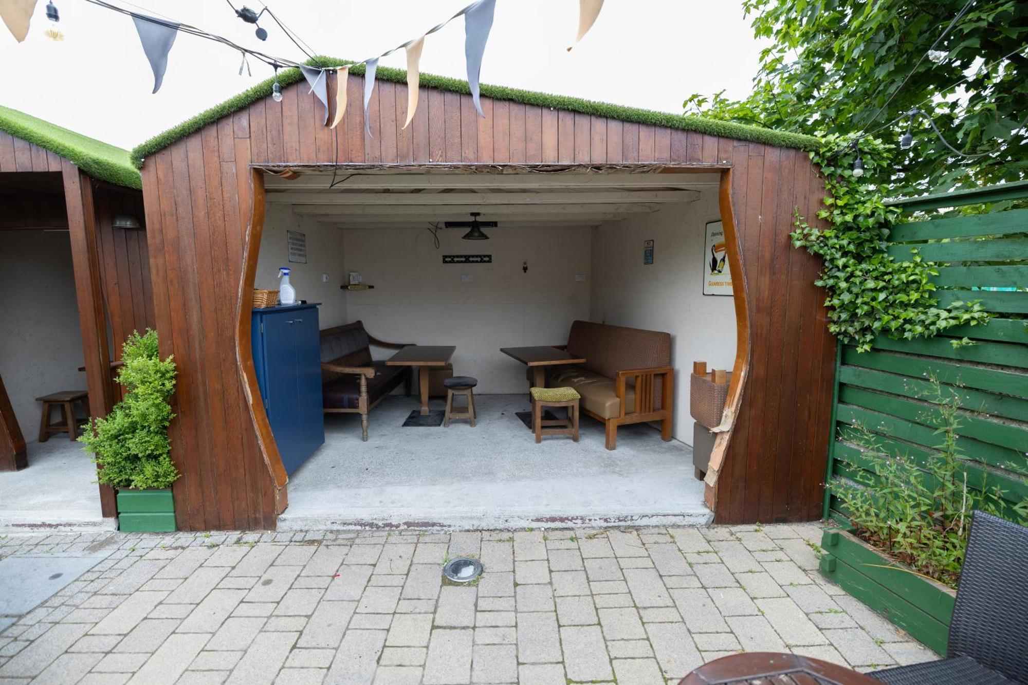 ホテル The Orchard House キルケニー エクステリア 写真